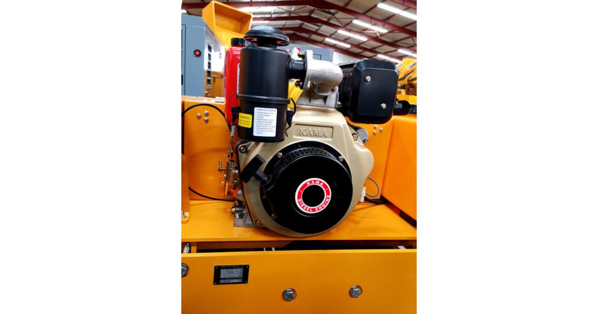 Walk-Behind Vibrating Dual Drum Roller 770kg Diesel
