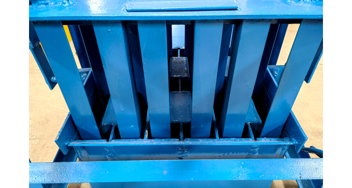 Brick Machine 220V M6 Cavity Brick