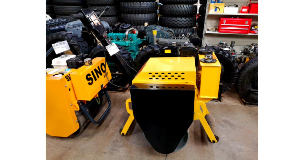 Walk-Behind Vibrating Single Drum Roller 250kg Petrol