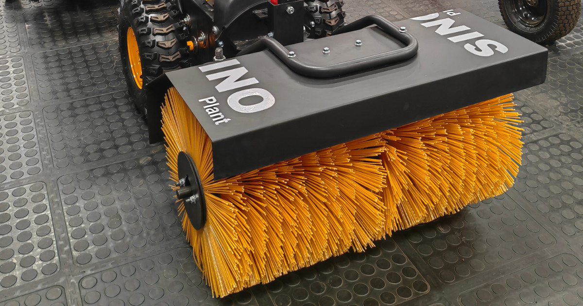 Road Sweeper 80cm Petrol