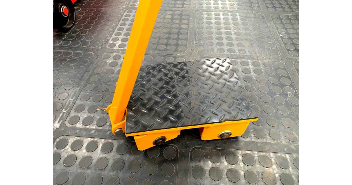 Dolly Jack 6 Ton 4 Wheels With Handle