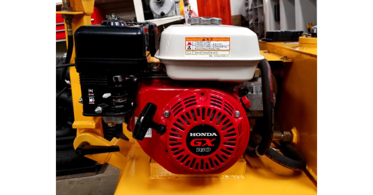 Walk-Behind Vibrating Single Drum Roller 180kg Petrol