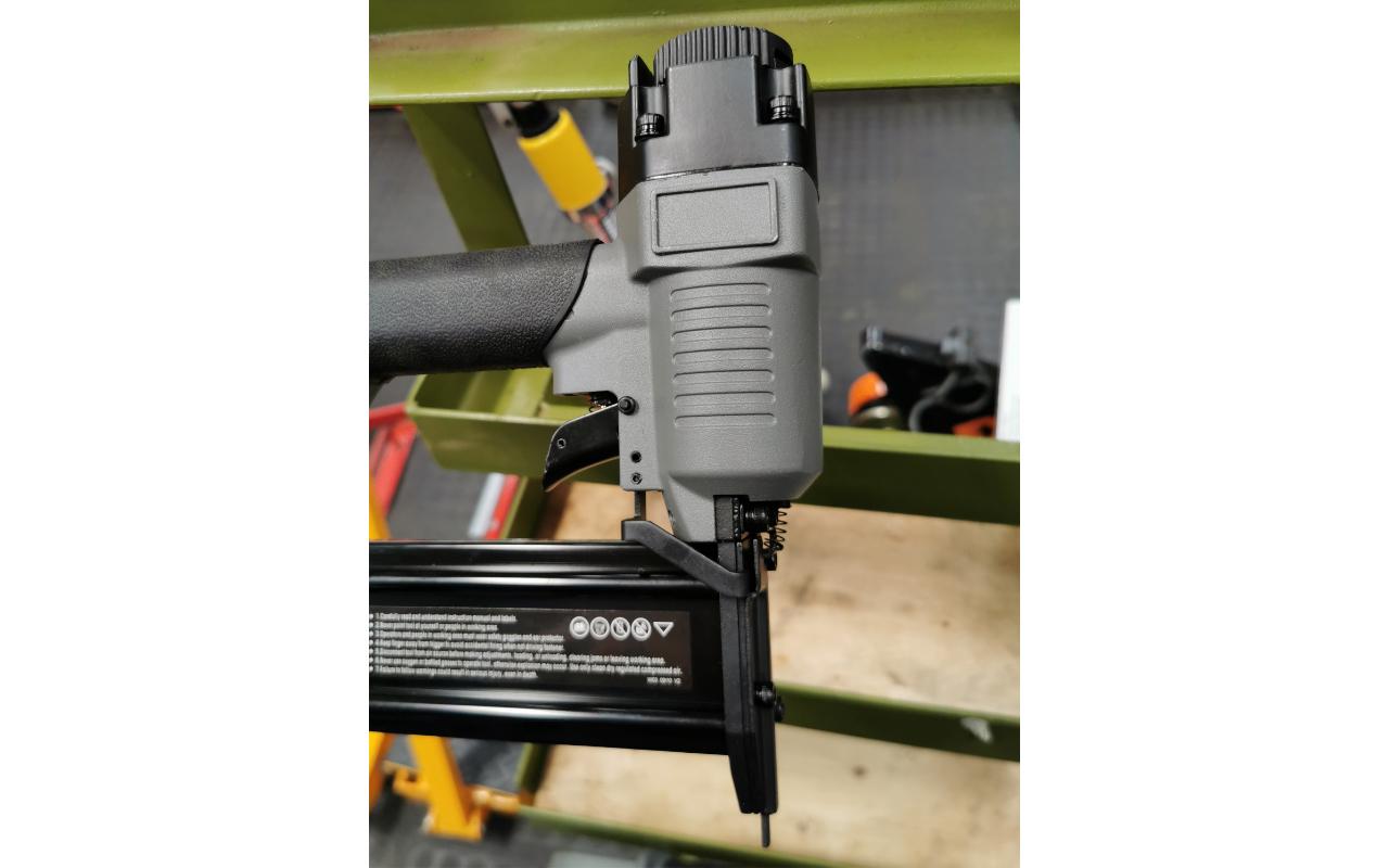 Brad Nail Gun 18GA Pneumatic