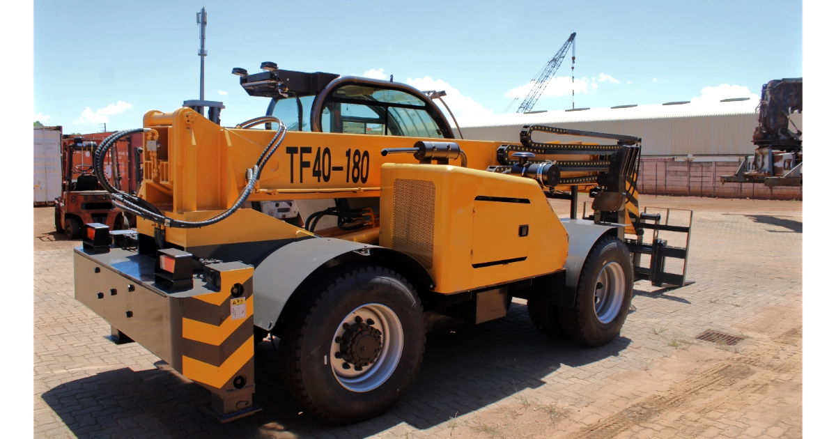 Telescopic Forklift Telehandler 4x4 4 Ton / 18m