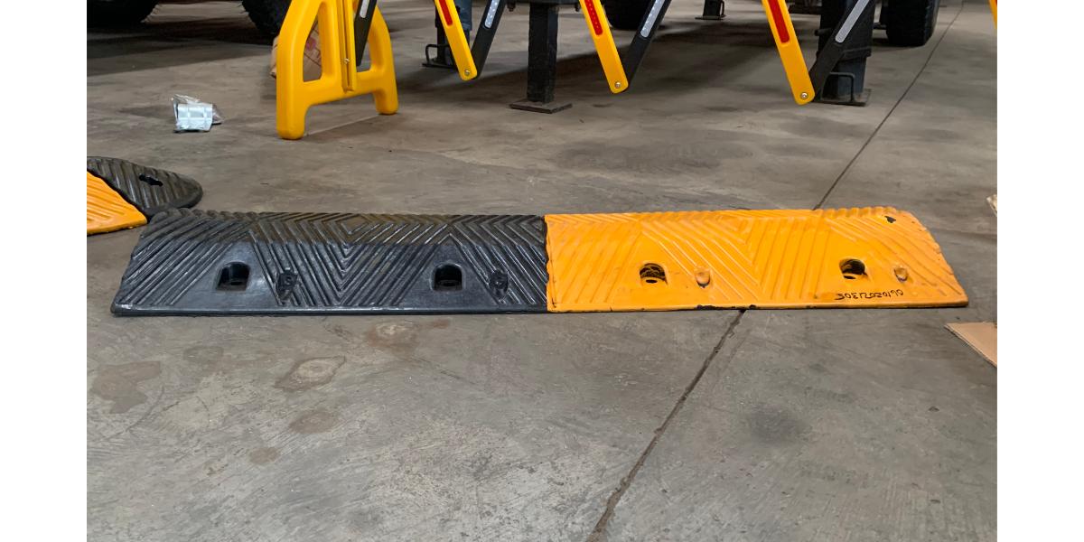Speed Bump 1000x350x70mm