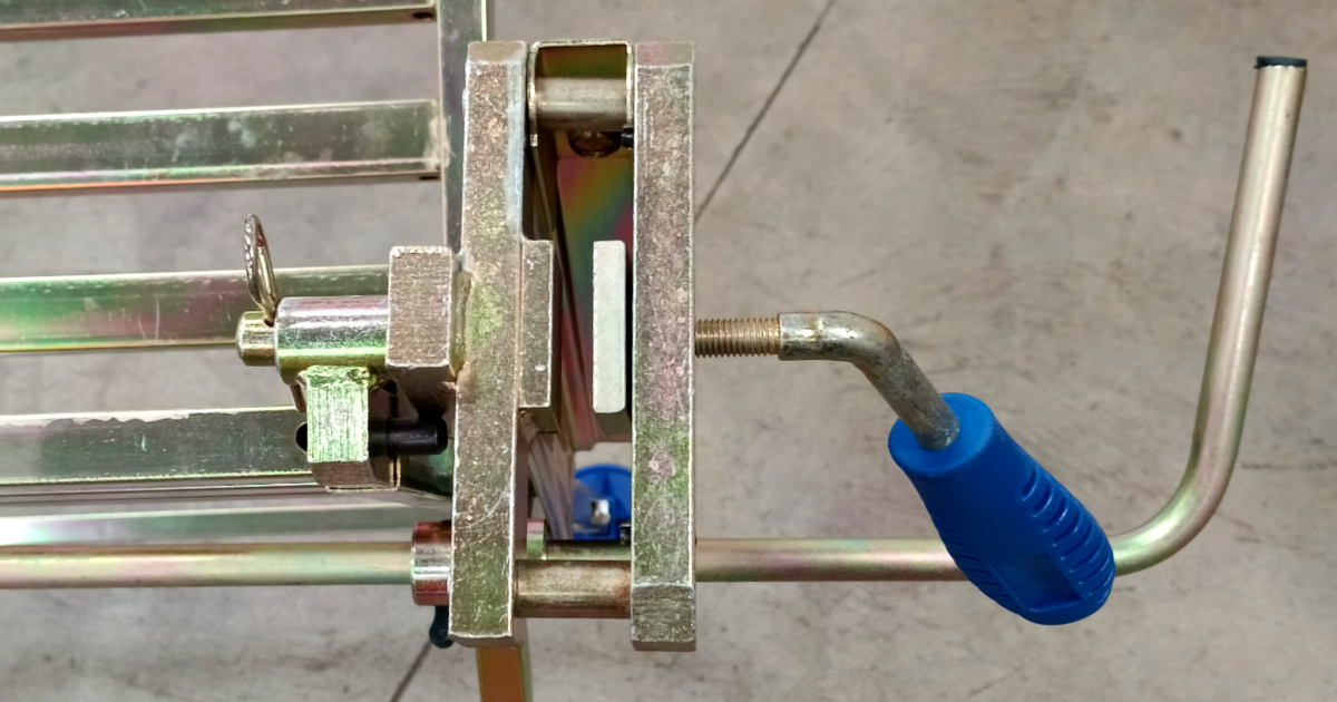 Wood Cutting Bench Only (For Chainsaw)